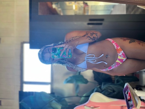 Leaked luckiiskye header onlyfans leaked