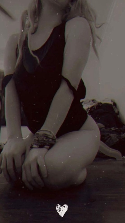 Leaked lunastardustxo header onlyfans leaked