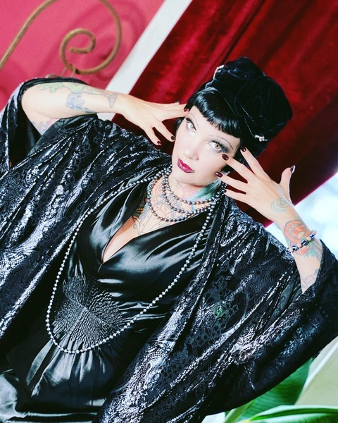 Leaked madamebische header onlyfans leaked