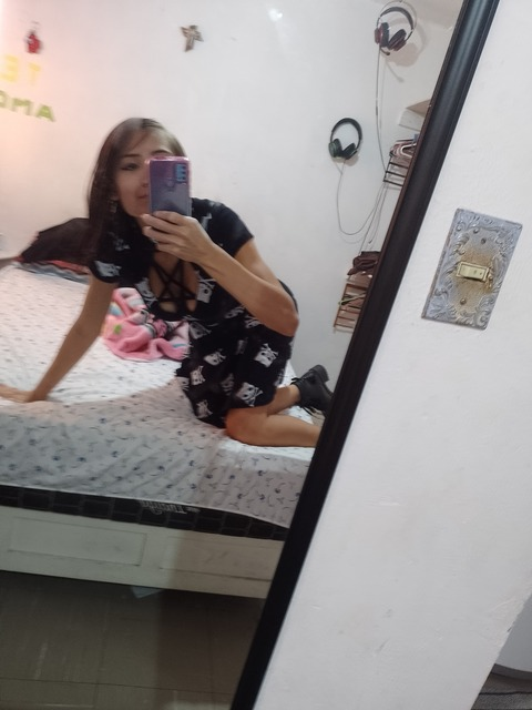 Leaked maronkasandra header onlyfans leaked