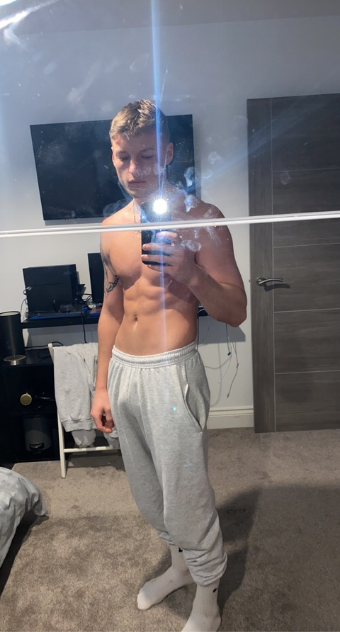 Leaked masterjamess1 header onlyfans leaked