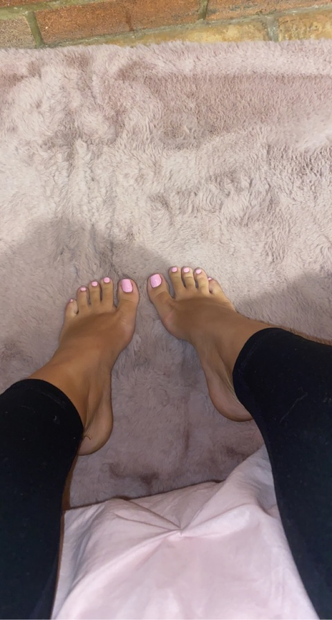 Leaked mixedprettytoes header onlyfans leaked