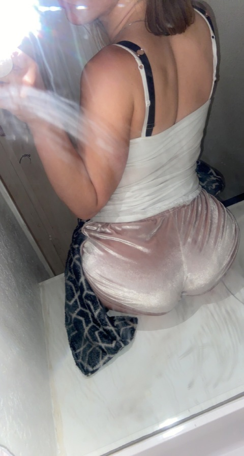 Leaked mommycakes2000 header onlyfans leaked