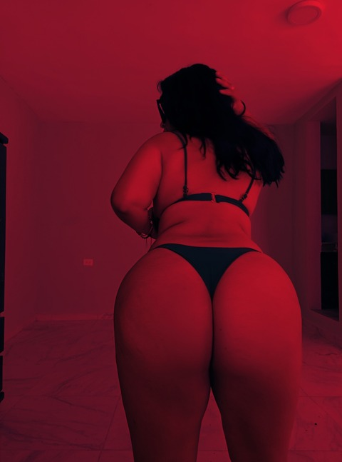 Leaked montserratrdz1 header onlyfans leaked