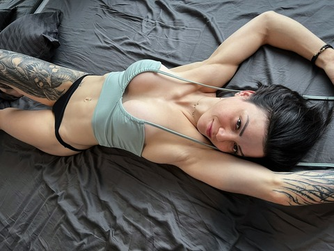 Leaked naomi.domino header onlyfans leaked