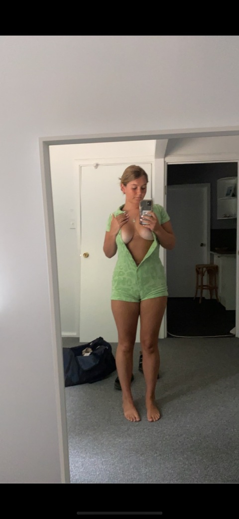 Leaked neivepricee header onlyfans leaked