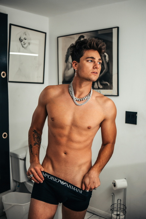 Leaked officialbradlee header onlyfans leaked