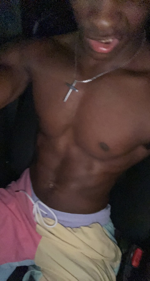 Leaked prettyboique header onlyfans leaked
