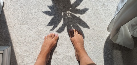 Leaked prettyfeetellie510 header onlyfans leaked