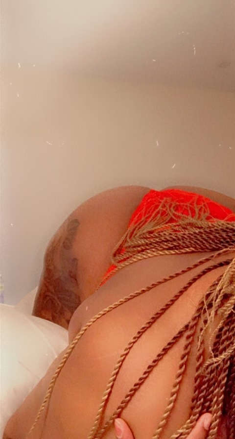 Leaked queen32 header onlyfans leaked