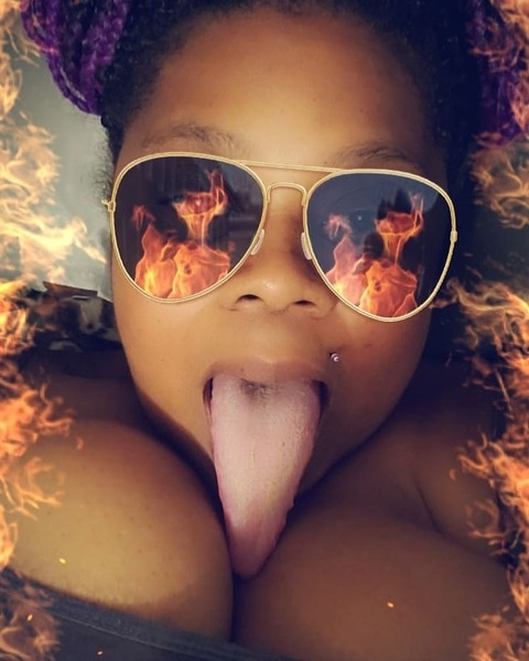 Leaked queentongue4eva header onlyfans leaked