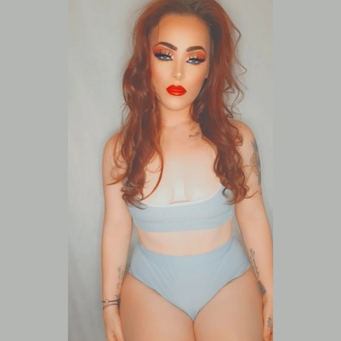 Leaked redlipscurvyhips header onlyfans leaked