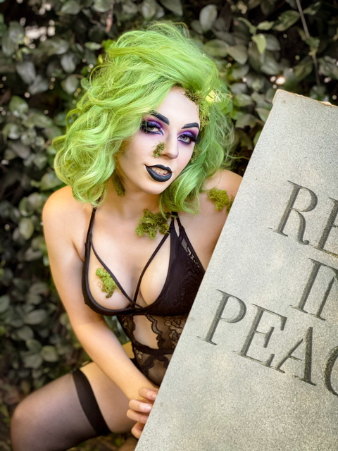 Leaked roseygcosplay1 header onlyfans leaked