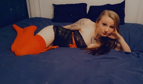 Leaked rosiechambers21 header onlyfans leaked