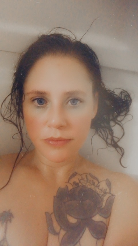Leaked s_mom8675309 header onlyfans leaked