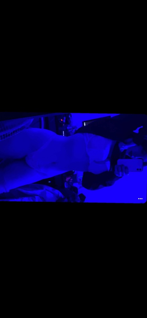 Leaked sarahthotson header onlyfans leaked