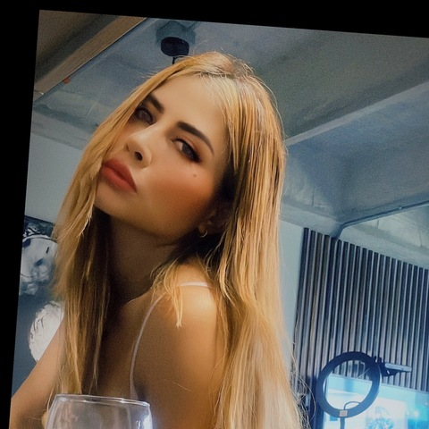 Leaked sarasofiarey header onlyfans leaked