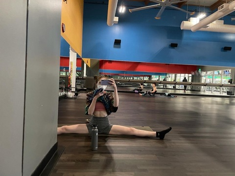 Leaked scarlet_hartt header onlyfans leaked