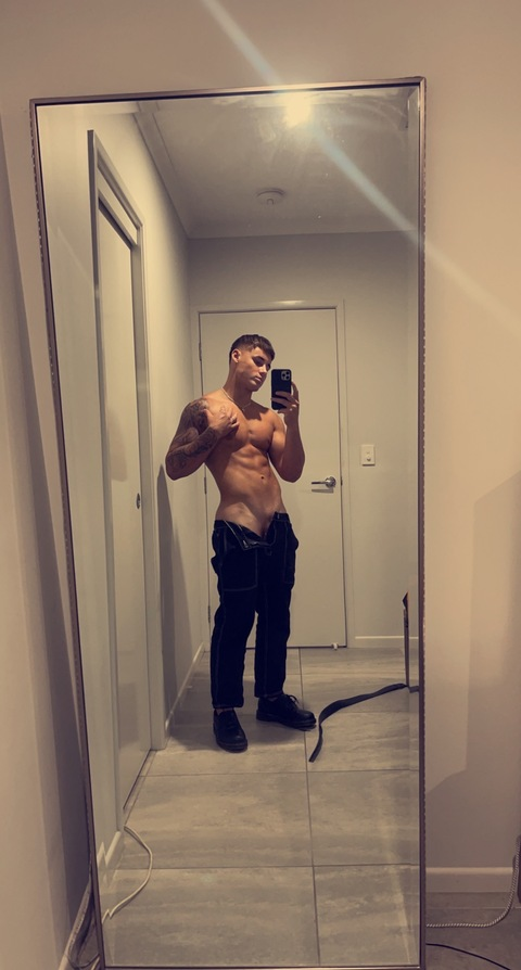 Leaked secretdaddy275 header onlyfans leaked