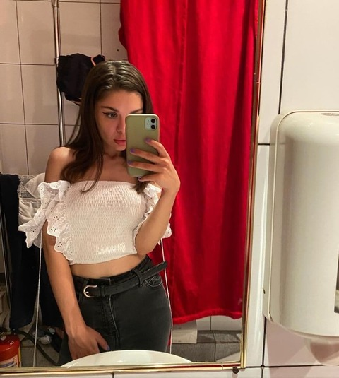 Leaked sexy_adele header onlyfans leaked