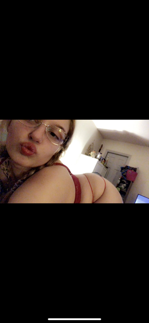 Leaked shexylilmeggy header onlyfans leaked