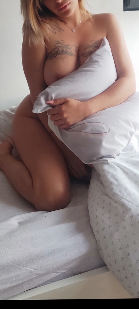 Leaked summerbg_lovers header onlyfans leaked