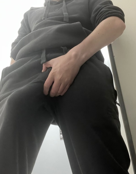 Leaked swallow4follow header onlyfans leaked