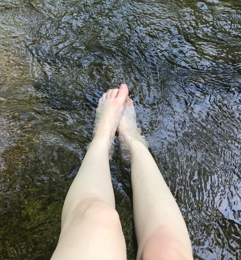 Leaked sweetfeetrisa header onlyfans leaked