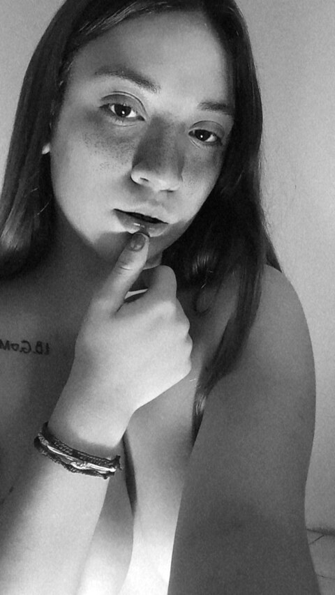Leaked tatianaa_micaelaa header onlyfans leaked