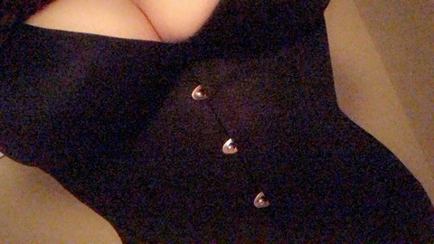 Leaked thatmomnextdoor header onlyfans leaked