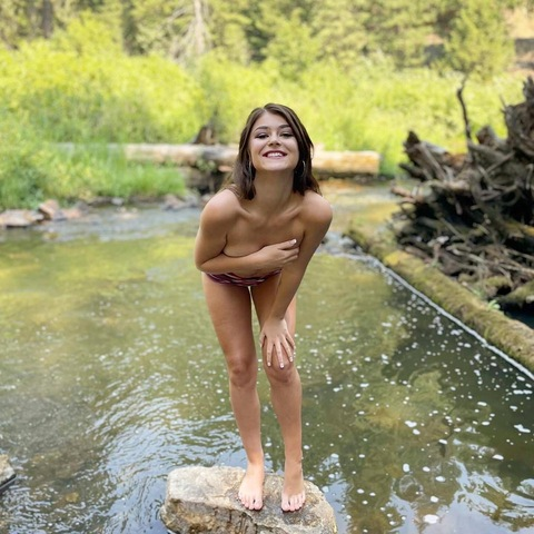 Leaked the.bella.rose header onlyfans leaked