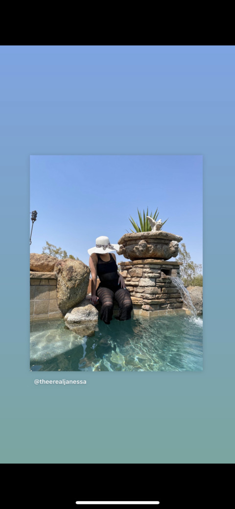 Leaked theeonlyjanessa header onlyfans leaked
