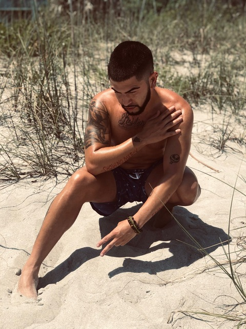 Leaked theonlymr.j header onlyfans leaked