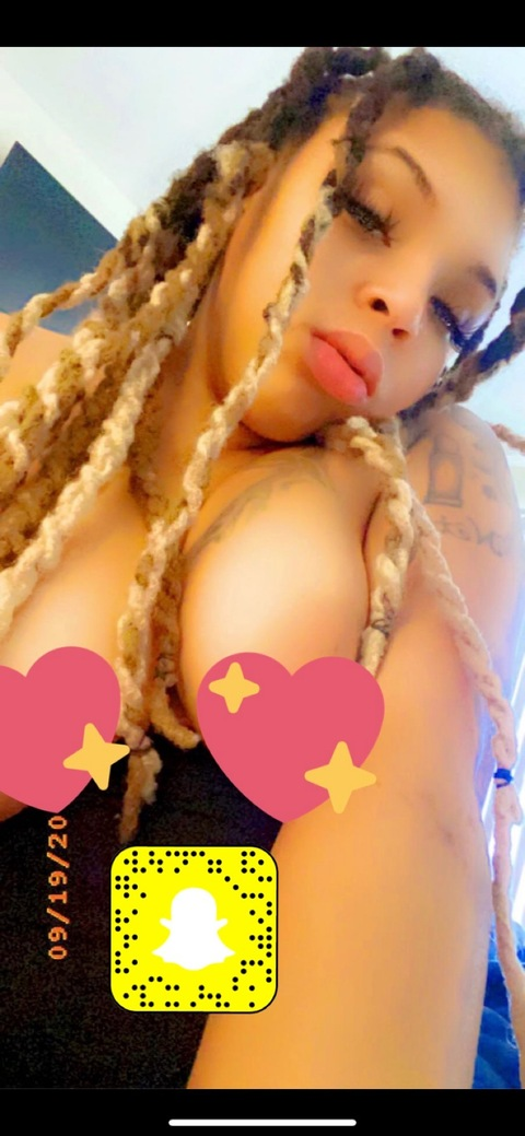 Leaked treannamflee header onlyfans leaked