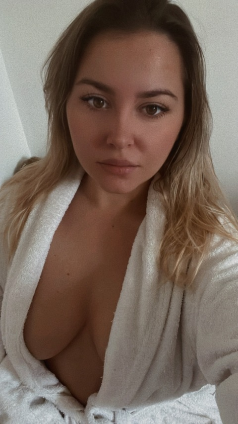 Leaked u285455746 header onlyfans leaked