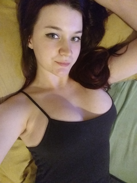 Leaked valerieriot header onlyfans leaked