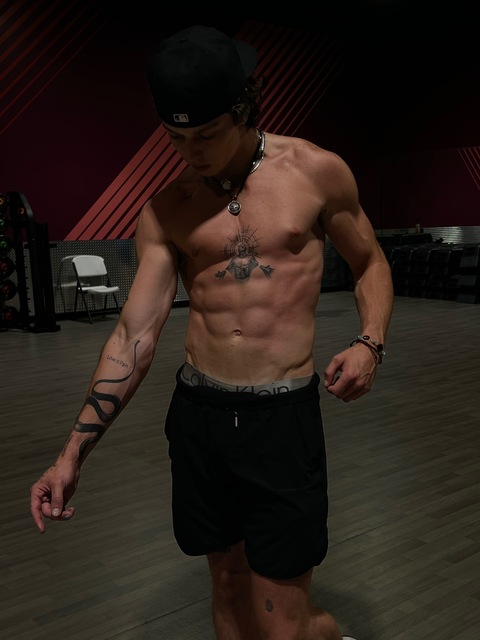 Leaked vancerandolphh header onlyfans leaked