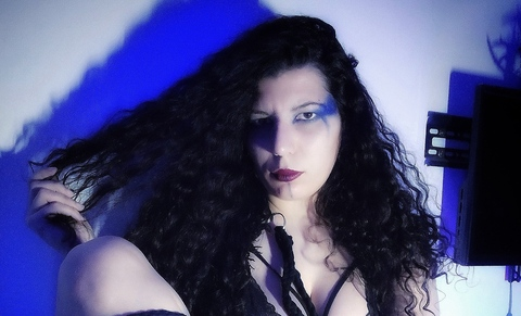 Leaked venus_in_woods header onlyfans leaked