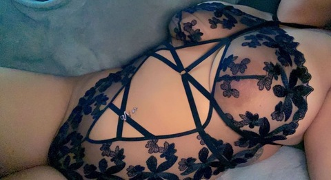 Leaked wrappedaroundwillow header onlyfans leaked