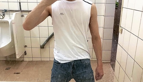 Leaked ww9854001 header onlyfans leaked