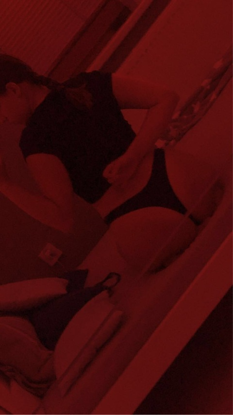 Leaked your.baby.18 header onlyfans leaked