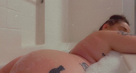 Leaked yumililbrat header onlyfans leaked