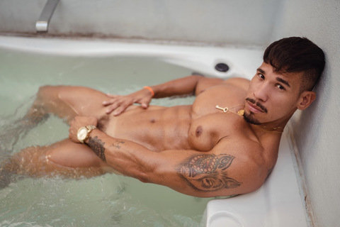 Leaked yurihammer22 header onlyfans leaked